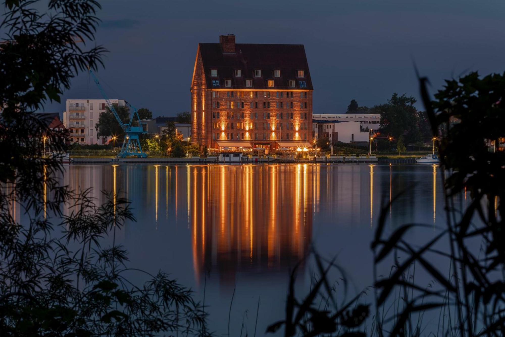 שוורין Hotel Speicher Am Ziegelsee מראה חיצוני תמונה