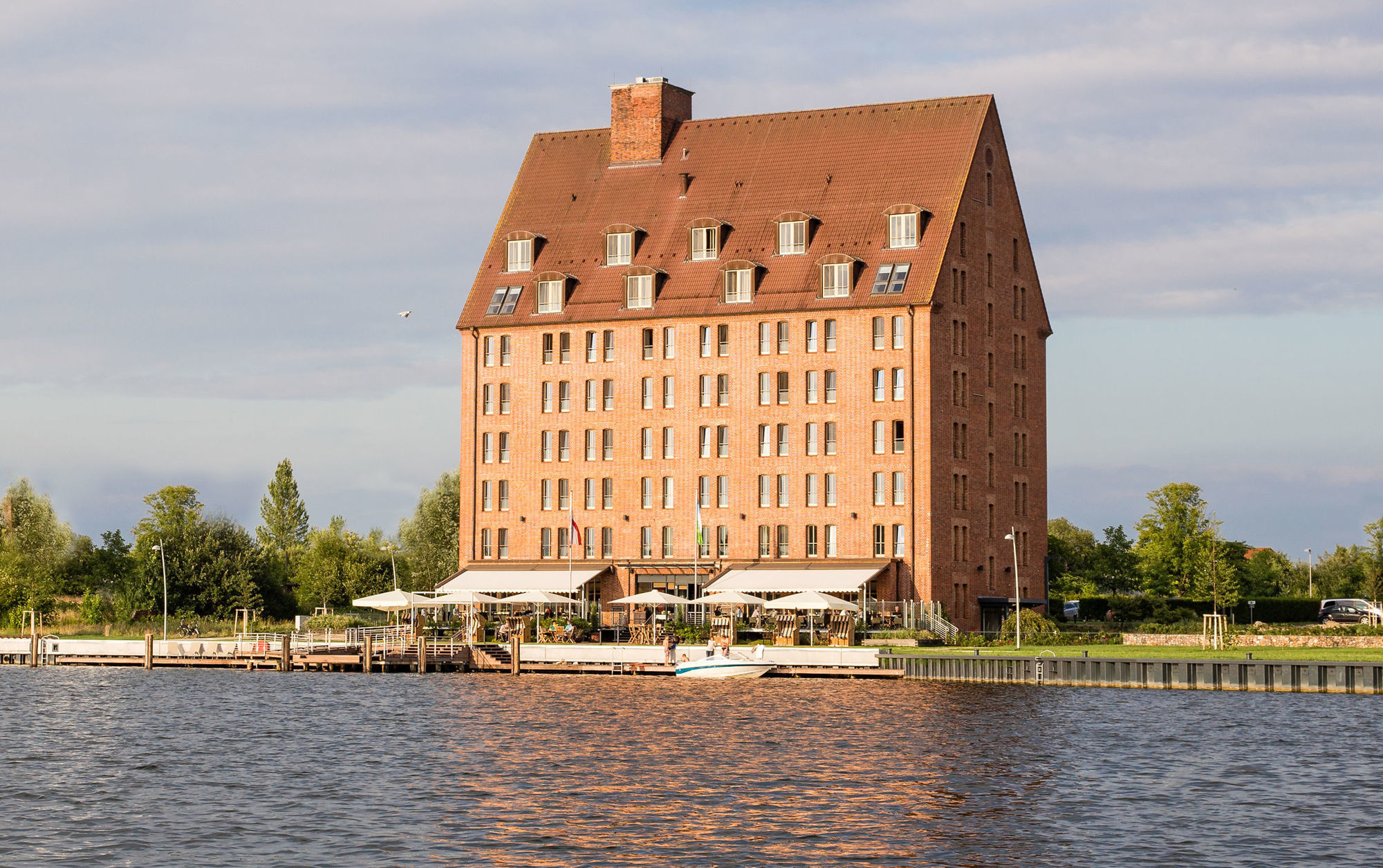 שוורין Hotel Speicher Am Ziegelsee מראה חיצוני תמונה